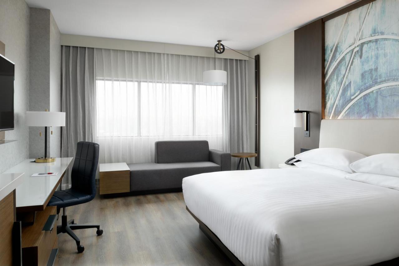 Guest Room 1 King,1356326432:JPEG